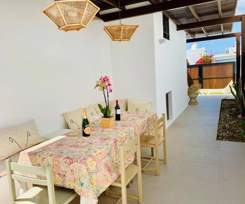 Villa Mango Tías Exterior foto